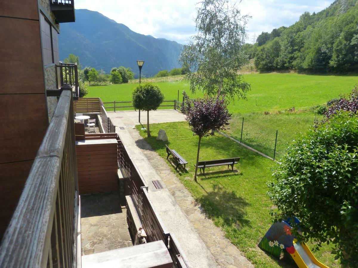 Apartament Hug Roger Valencia D'Aneu 외부 사진